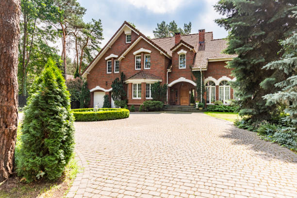 Best Driveway Resurfacing Pavers  in Mission Hills, KS