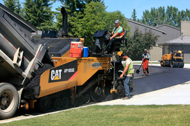 Best Driveway Pavers Near Me  in Mission Hills, KS